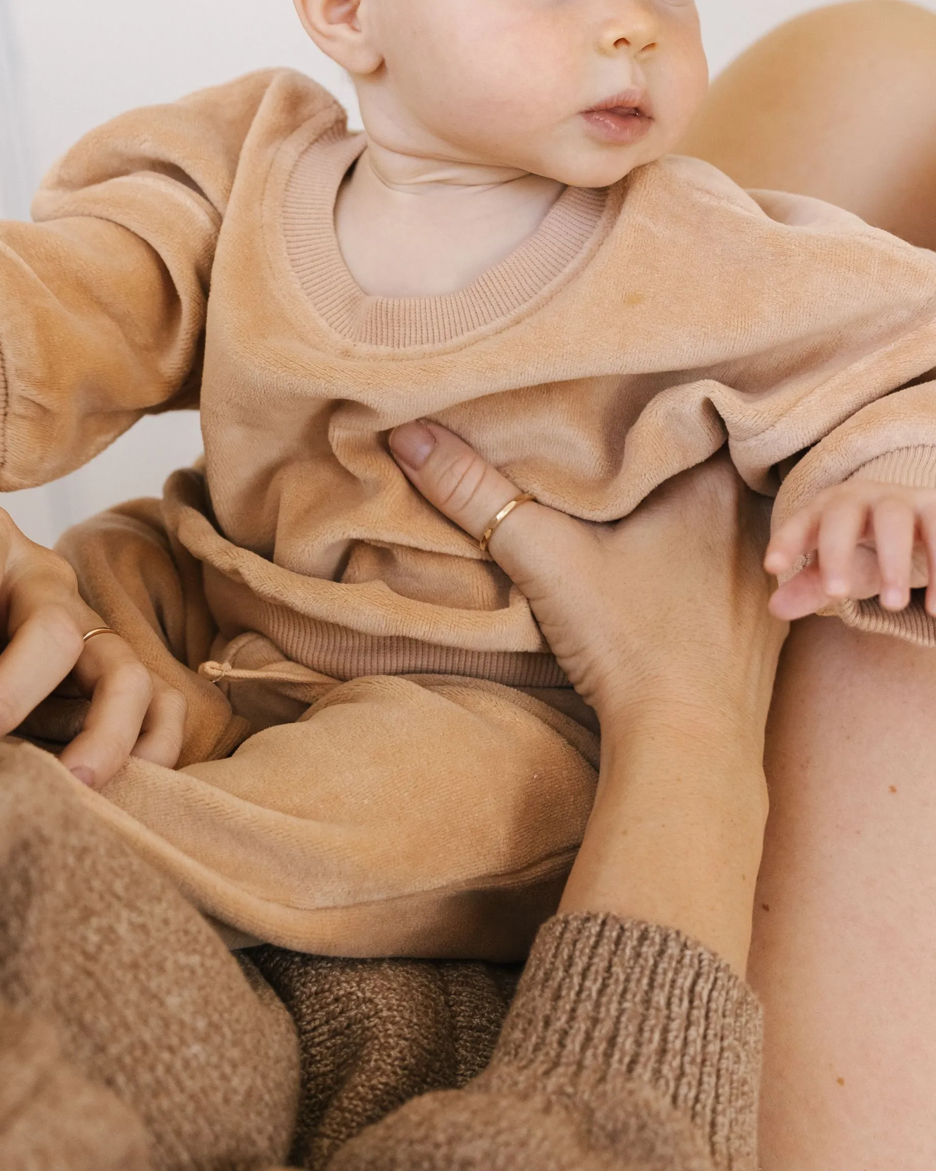 Quincy Mae Velour Relaxed Sweatpant - Blush