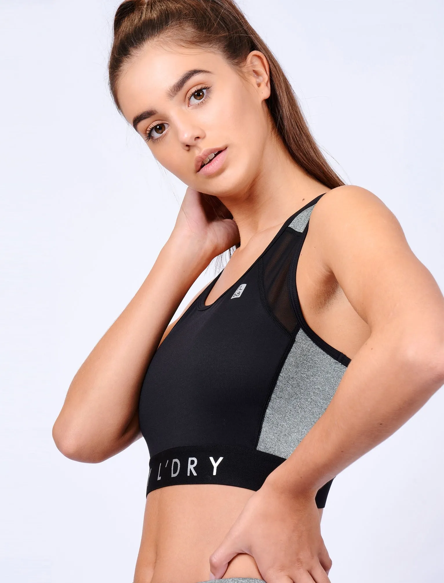 Sharkray Block Mesh Panel Sports Bra Top in Black - Tokyo Laundry Active