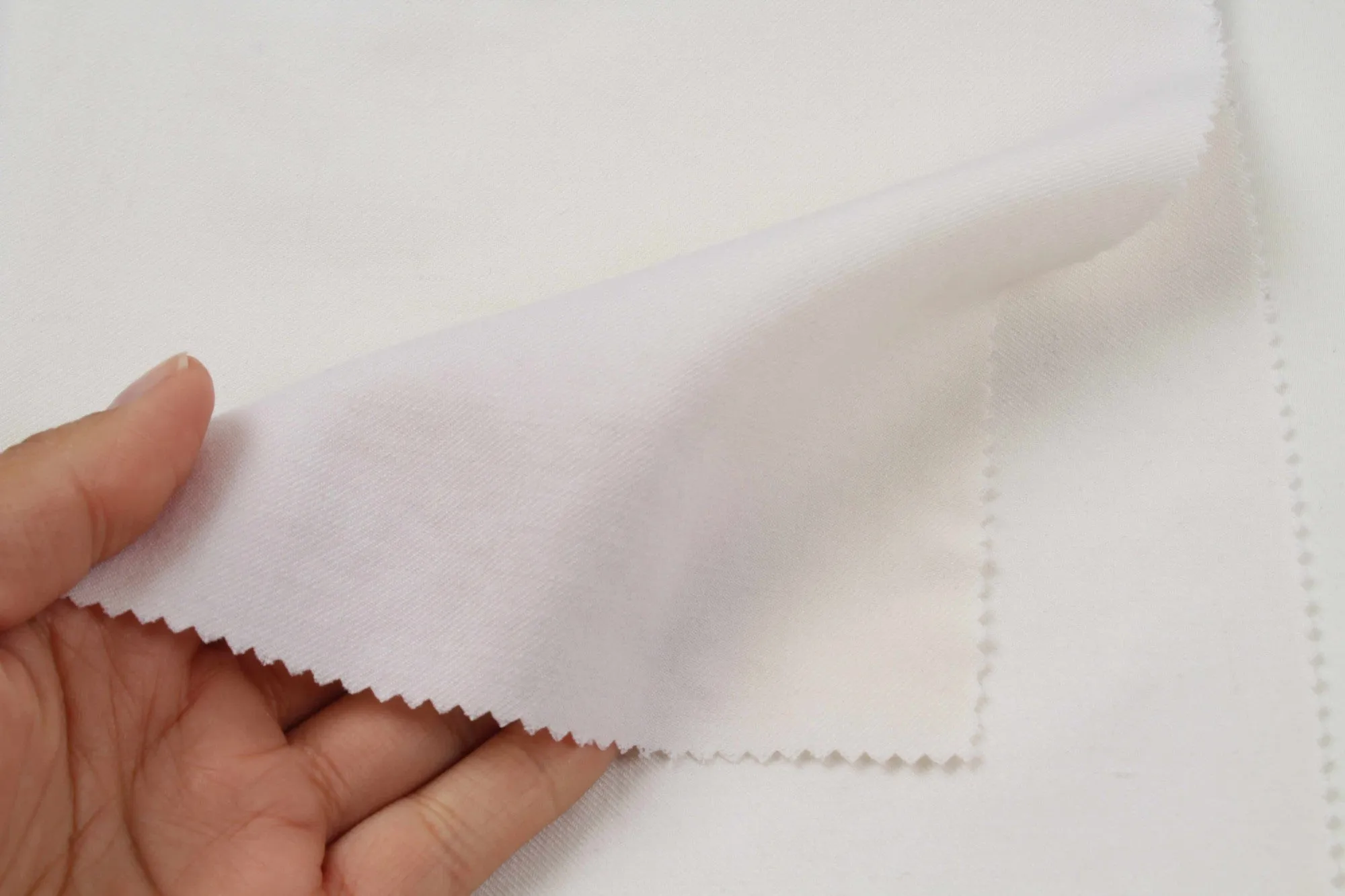 Tailoring Super 120's Virgin Wool and Cashmere for Suiting - Abitibi