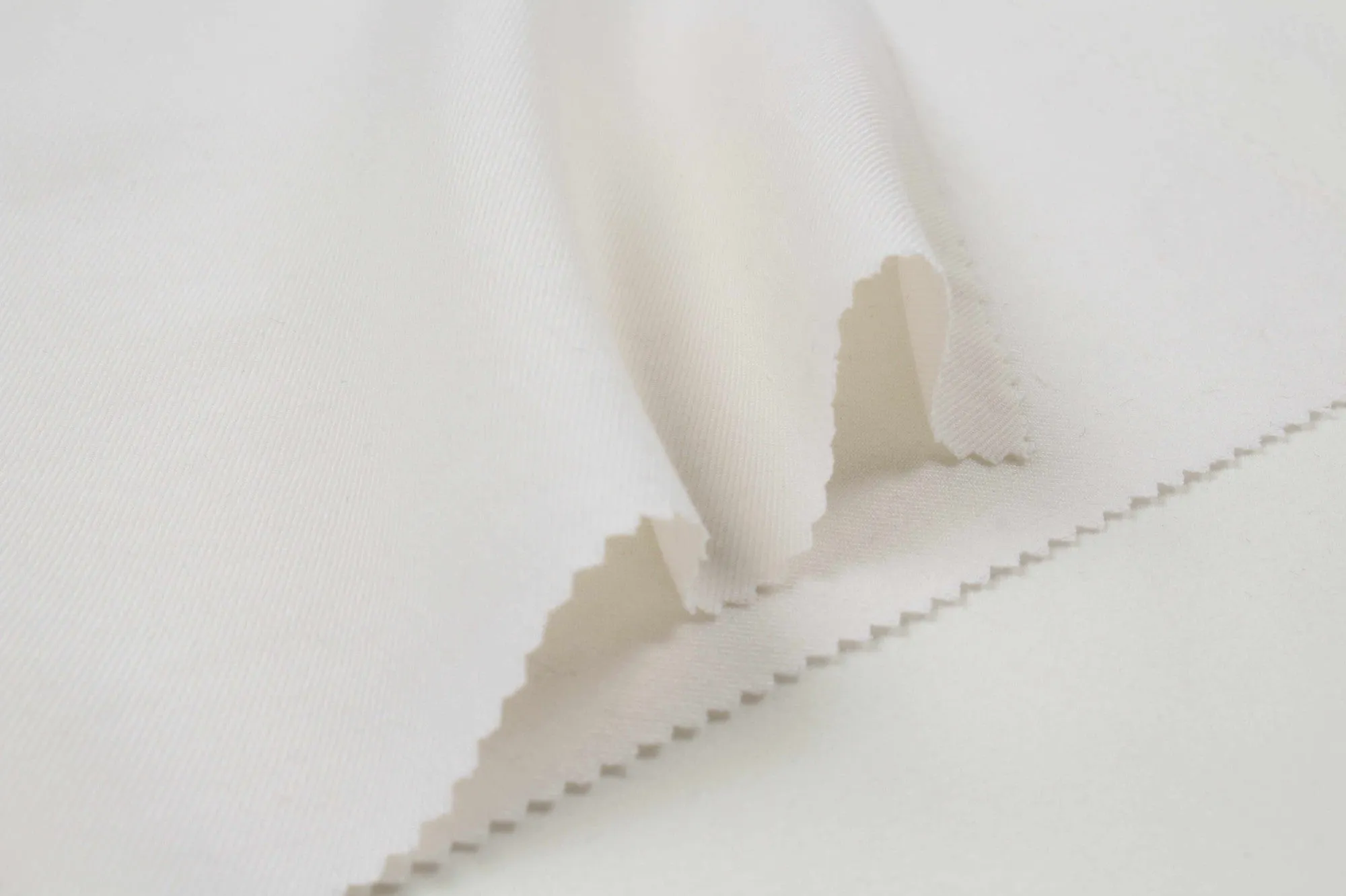 Tailoring Super 120's Virgin Wool and Cashmere for Suiting - Abitibi